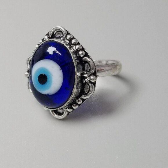 Vintage Evil Eye Blue Glass Oval Cabochon Ring, Bezel Silver Tone Size 8.5 Band - Picture 2 of 9